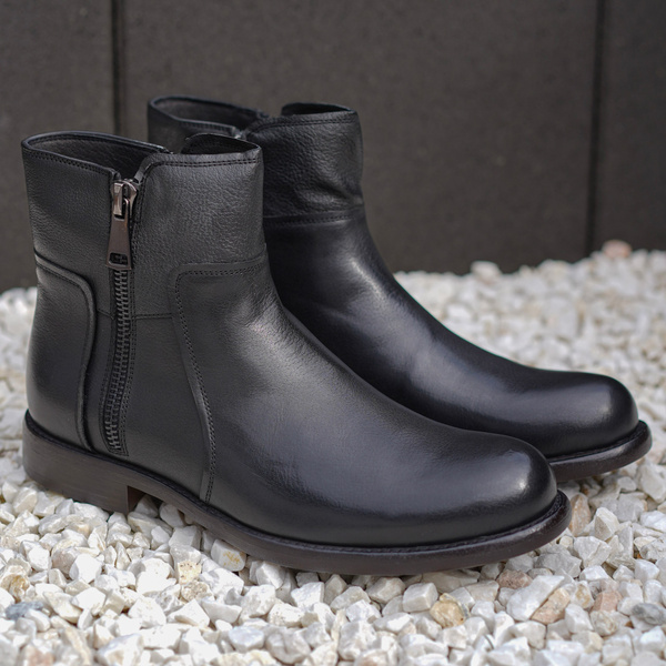 Czarne trzewiki męskie AKIRA