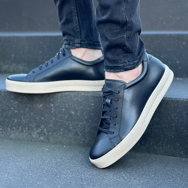 Czarne sneakersy EMERIC